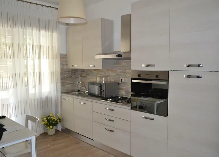 Lineablu 4* פורמיה