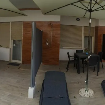 Couette-café Lineablu 4*