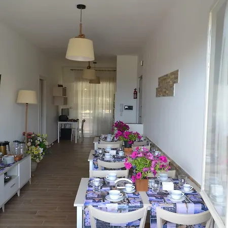 Lineablu Couette-café 4*