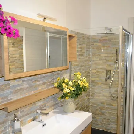 Couette-café Lineablu 4*