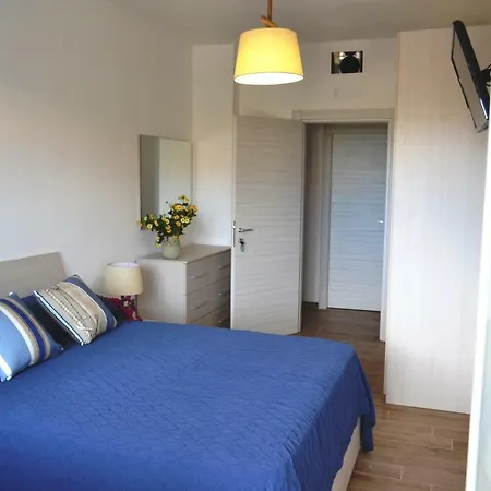 Couette-café Lineablu 4*